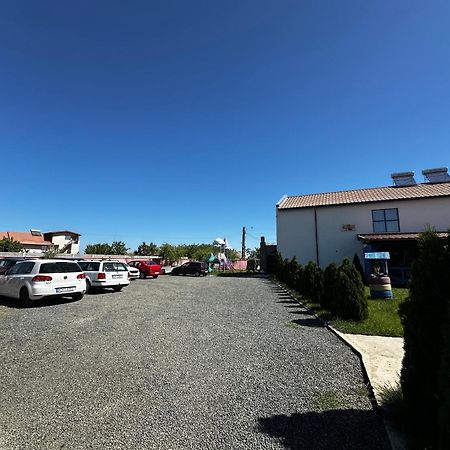 Отель Agropensiuea Casa Uncu Муригьол Экстерьер фото
